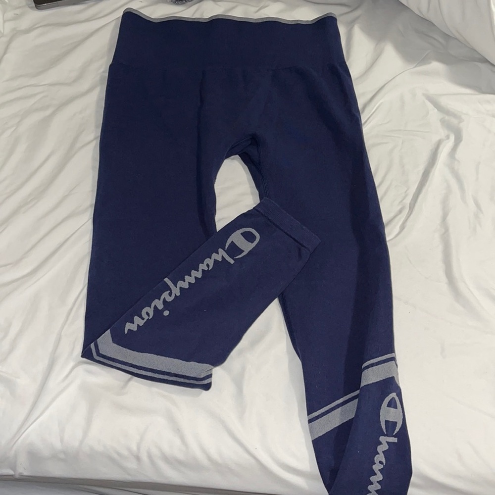 Champion leggings never worn run small
